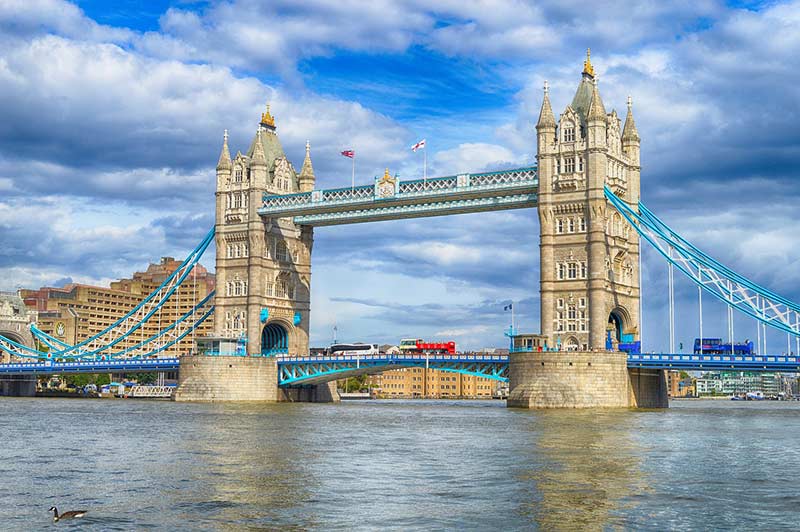 50 Top Things to See and Do in London