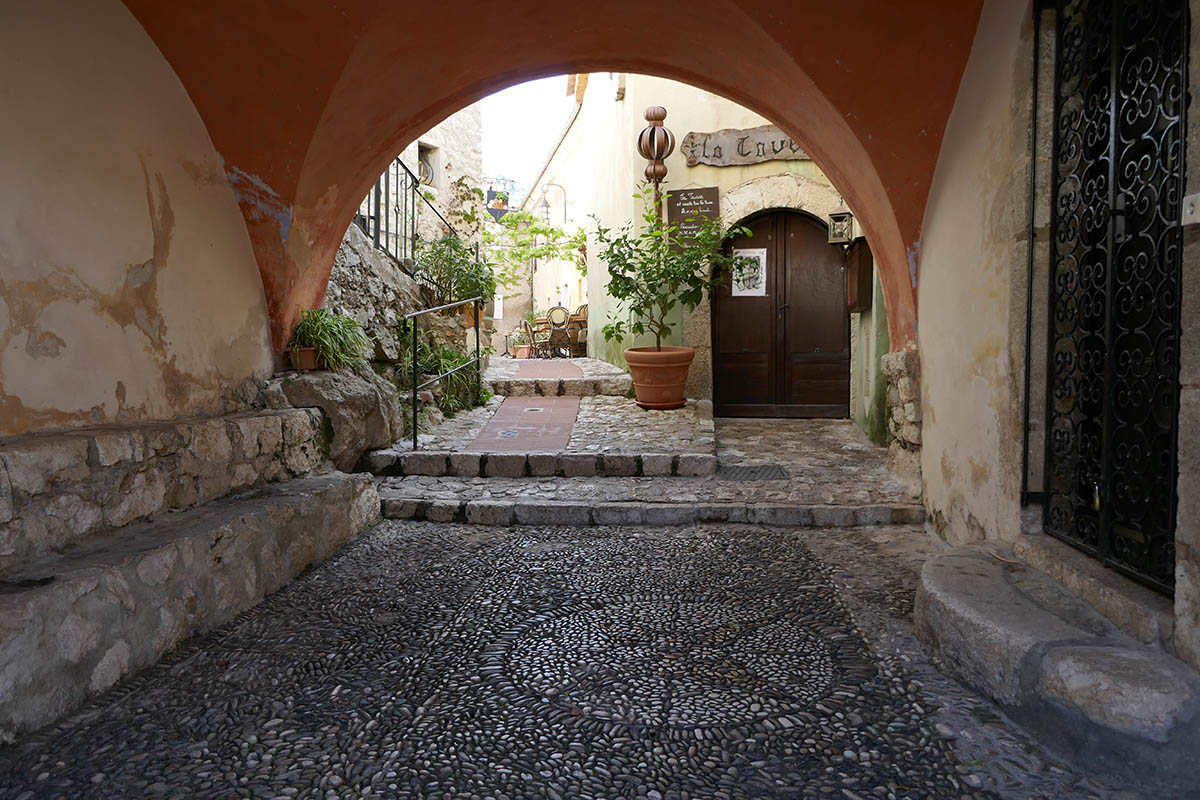 Visiting The Medieval Village of Eze